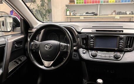 Toyota RAV4, 2018 год, 2 600 000 рублей, 20 фотография