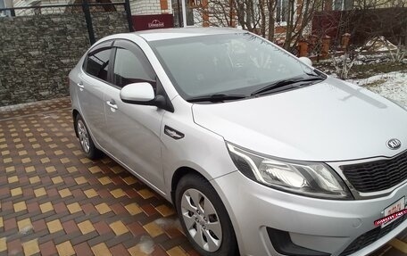 KIA Rio III рестайлинг, 2014 год, 1 070 000 рублей, 2 фотография