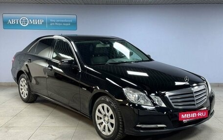 Mercedes-Benz E-Класс, 2011 год, 1 580 000 рублей, 3 фотография