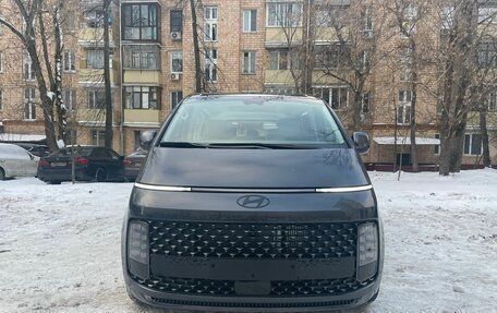 Hyundai Staria, 2024 год, 8 200 000 рублей, 2 фотография