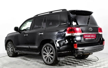 Toyota Land Cruiser 200, 2013 год, 3 650 000 рублей, 7 фотография