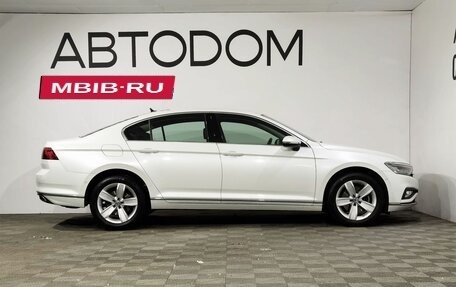 Volkswagen Passat B8 рестайлинг, 2020 год, 3 390 000 рублей, 8 фотография