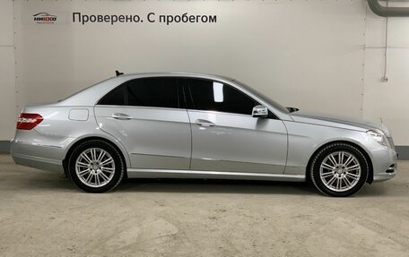 Mercedes-Benz E-Класс, 2010 год, 1 890 000 рублей, 3 фотография