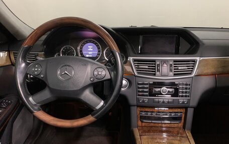 Mercedes-Benz E-Класс, 2010 год, 1 890 000 рублей, 11 фотография