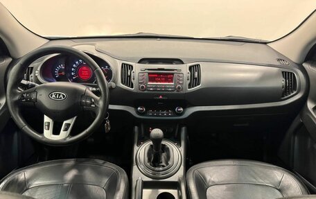 KIA Sportage III, 2011 год, 1 075 000 рублей, 16 фотография