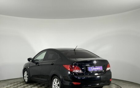 Hyundai Solaris II рестайлинг, 2011 год, 740 000 рублей, 6 фотография