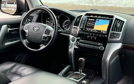 Toyota Land Cruiser 200, 2014 год, 4 900 000 рублей, 10 фотография