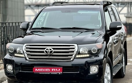 Toyota Land Cruiser 200, 2014 год, 4 900 000 рублей, 25 фотография