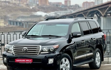 Toyota Land Cruiser 200, 2014 год, 4 900 000 рублей, 29 фотография