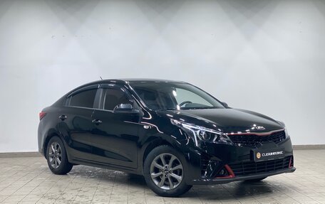 KIA Rio IV, 2021 год, 1 735 000 рублей, 3 фотография