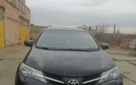 Toyota RAV4, 2013 год, 2 150 000 рублей, 2 фотография