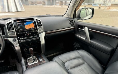 Toyota Land Cruiser 200, 2014 год, 5 190 000 рублей, 13 фотография