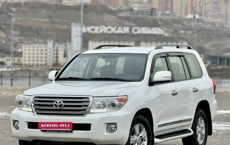 Toyota Land Cruiser 200, 2014 год, 5 190 000 рублей, 2 фотография