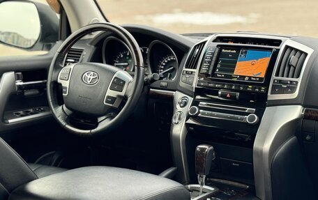 Toyota Land Cruiser 200, 2014 год, 5 190 000 рублей, 19 фотография