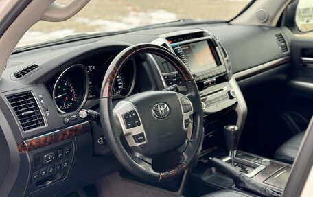 Toyota Land Cruiser 200, 2014 год, 5 190 000 рублей, 31 фотография