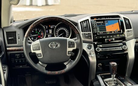 Toyota Land Cruiser 200, 2014 год, 5 190 000 рублей, 22 фотография