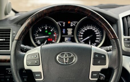 Toyota Land Cruiser 200, 2014 год, 5 190 000 рублей, 32 фотография