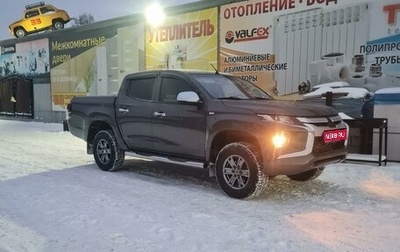 Mitsubishi L200 IV рестайлинг, 2019 год, 2 350 000 рублей, 1 фотография