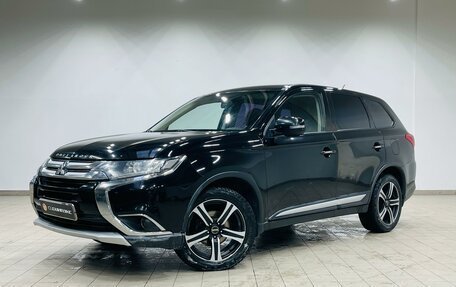 Mitsubishi Outlander III рестайлинг 3, 2015 год, 1 920 000 рублей, 2 фотография