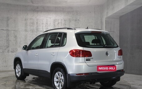 Volkswagen Tiguan I, 2012 год, 1 626 000 рублей, 8 фотография