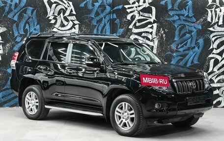 Toyota Land Cruiser Prado 150 рестайлинг 2, 2012 год, 2 795 000 рублей, 2 фотография