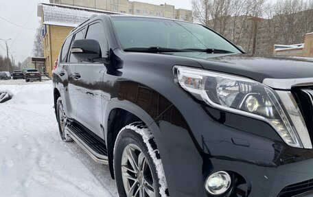 Toyota Land Cruiser Prado 150 рестайлинг 2, 2014 год, 3 950 000 рублей, 3 фотография