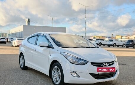 Hyundai Elantra V, 2013 год, 980 000 рублей, 3 фотография