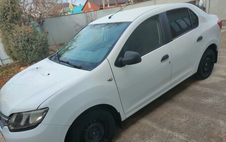 Renault Logan II, 2018 год, 740 000 рублей, 6 фотография