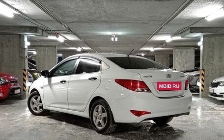 Hyundai Solaris II рестайлинг, 2015 год, 987 000 рублей, 3 фотография