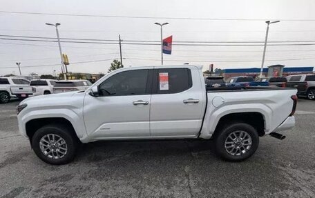 Toyota Tacoma, 2024 год, 9 300 000 рублей, 9 фотография