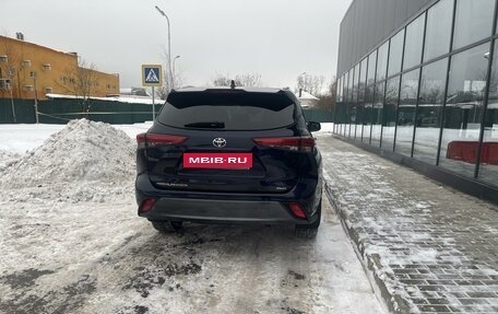 Toyota Highlander, 2020 год, 4 500 000 рублей, 11 фотография