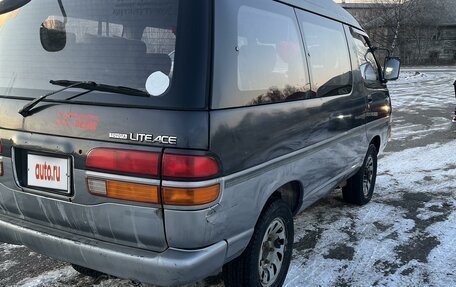 Toyota Lite Ace IV, 1993 год, 400 000 рублей, 5 фотография