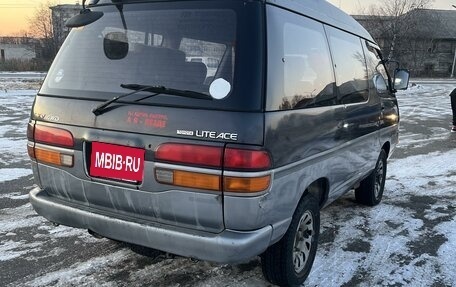 Toyota Lite Ace IV, 1993 год, 400 000 рублей, 6 фотография