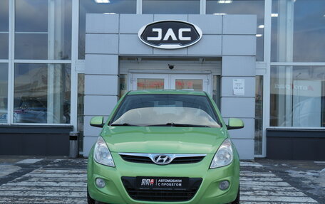 Hyundai i20 IB рестайлинг, 2010 год, 735 000 рублей, 2 фотография