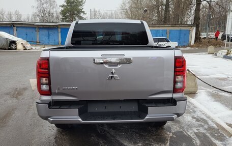 Mitsubishi L200, 2024 год, 5 150 000 рублей, 6 фотография