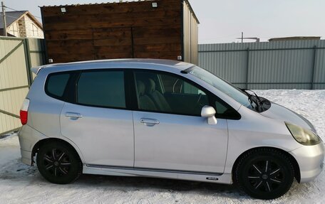 Honda Fit III, 2002 год, 490 000 рублей, 2 фотография