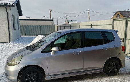 Honda Fit III, 2002 год, 490 000 рублей, 3 фотография