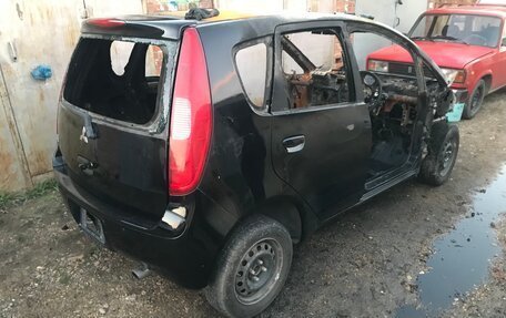 Mitsubishi Colt VI рестайлинг, 2004 год, 95 000 рублей, 3 фотография