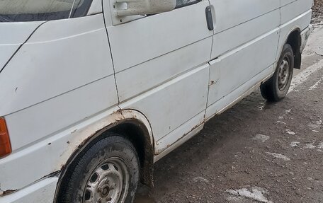 Volkswagen Transporter T4, 1992 год, 250 000 рублей, 1 фотография