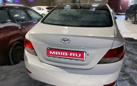 Hyundai Solaris II рестайлинг, 2013 год, 435 000 рублей, 6 фотография