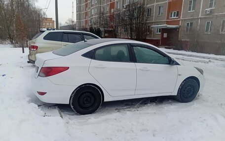 Hyundai Solaris II рестайлинг, 2013 год, 435 000 рублей, 15 фотография