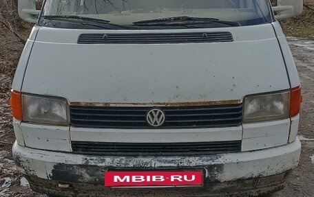 Volkswagen Transporter T4, 1992 год, 250 000 рублей, 2 фотография