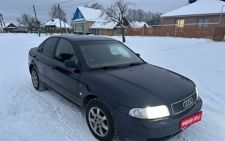 Audi A4, 1996 год, 250 000 рублей, 2 фотография