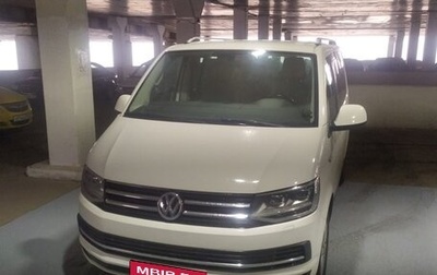 Volkswagen Multivan T6 рестайлинг, 2015 год, 3 428 000 рублей, 1 фотография