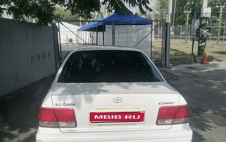 Toyota Camry V40, 1995 год, 350 000 рублей, 1 фотография