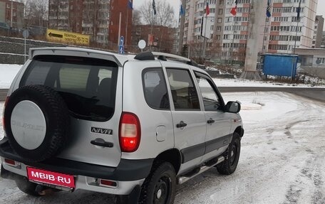 Chevrolet Niva I рестайлинг, 2004 год, 310 000 рублей, 4 фотография