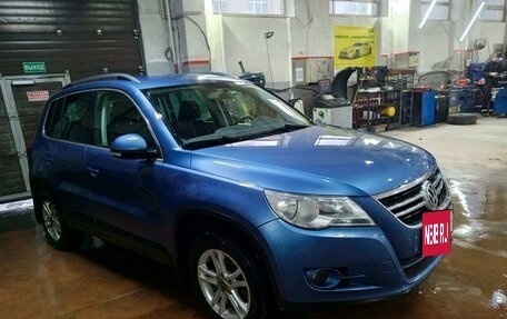 Volkswagen Tiguan I, 2011 год, 1 299 000 рублей, 2 фотография