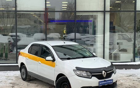 Renault Logan II, 2018 год, 767 111 рублей, 3 фотография