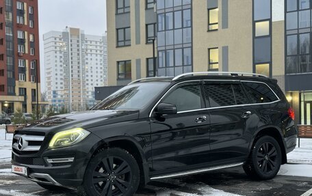 Mercedes-Benz GL-Класс, 2013 год, 2 300 000 рублей, 2 фотография