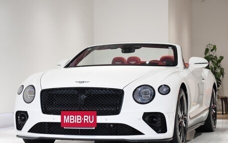 Bentley Continental GT III, 2021 год, 28 500 000 рублей, 3 фотография